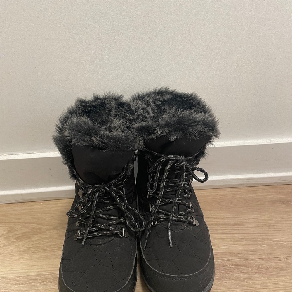 Element Winter Boots - Picture 3 of 5